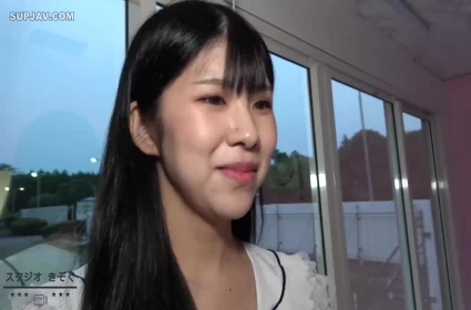 Chàng trai may mắn tham gia cùng hai chị gái xinh đẹp trong bộ phim sex của Nhật