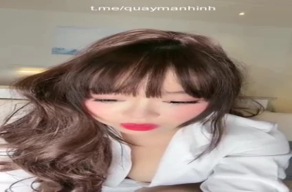 Em vợ xinh đẹp lấp đầy nhu cầu chi ke them dit để cứu chồng từ phá sản