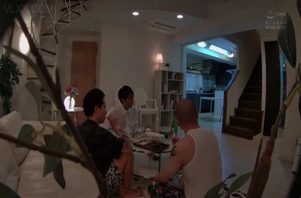 Quản lý táo bạo ép nhân viên làm việc, Video tình dục siêu táo bạo Thái Lan